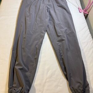 Stylish Women's lined Jogger Pants in Gray